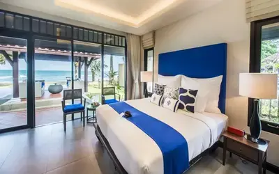 Akyra Beach Resort Phuket 5*