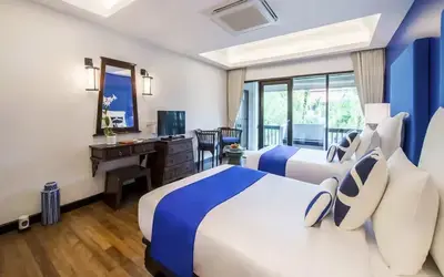 Akyra Beach Resort Phuket 5*