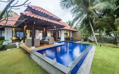 Akyra Beach Resort Phuket 5*