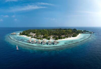 Bandos Maldives Resort 4*