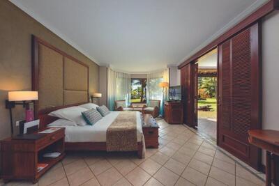 Dinarobin Beachcomber Golf Resort & Spa 6*