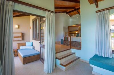Coco de Mer Hotel & Black Parrot Suites 4*