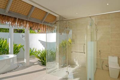 Bandos Maldives Resort 4*