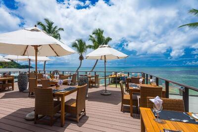 Coco de Mer Hotel & Black Parrot Suites 4*