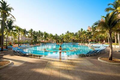 Atlantis Paradise Island – The Beach 4*