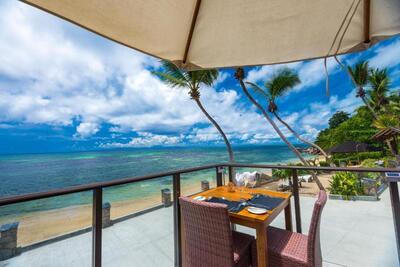 Coco de Mer Hotel & Black Parrot Suites 4*