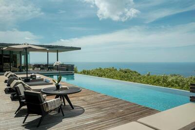 Alila Villas Uluwatu 6*