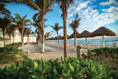 Now Emerald Cancun Resort 5*