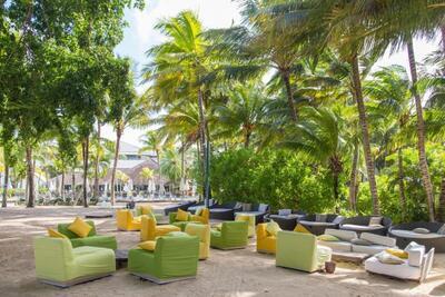 The Ravenala Attitude Resort 4*